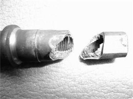 金屬斷口分析